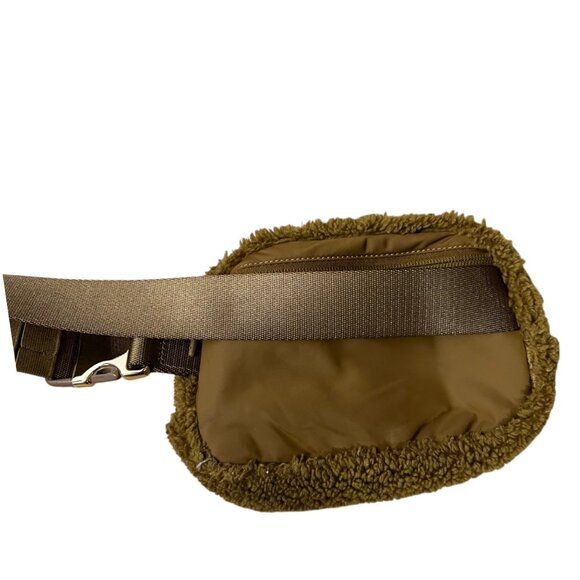 Lululemon Fleece Everywhere‎ Belt Bag - Picture 4 of 7